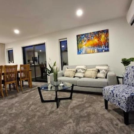 Lovely Brand New Home 26 Christchurch Exterior photo